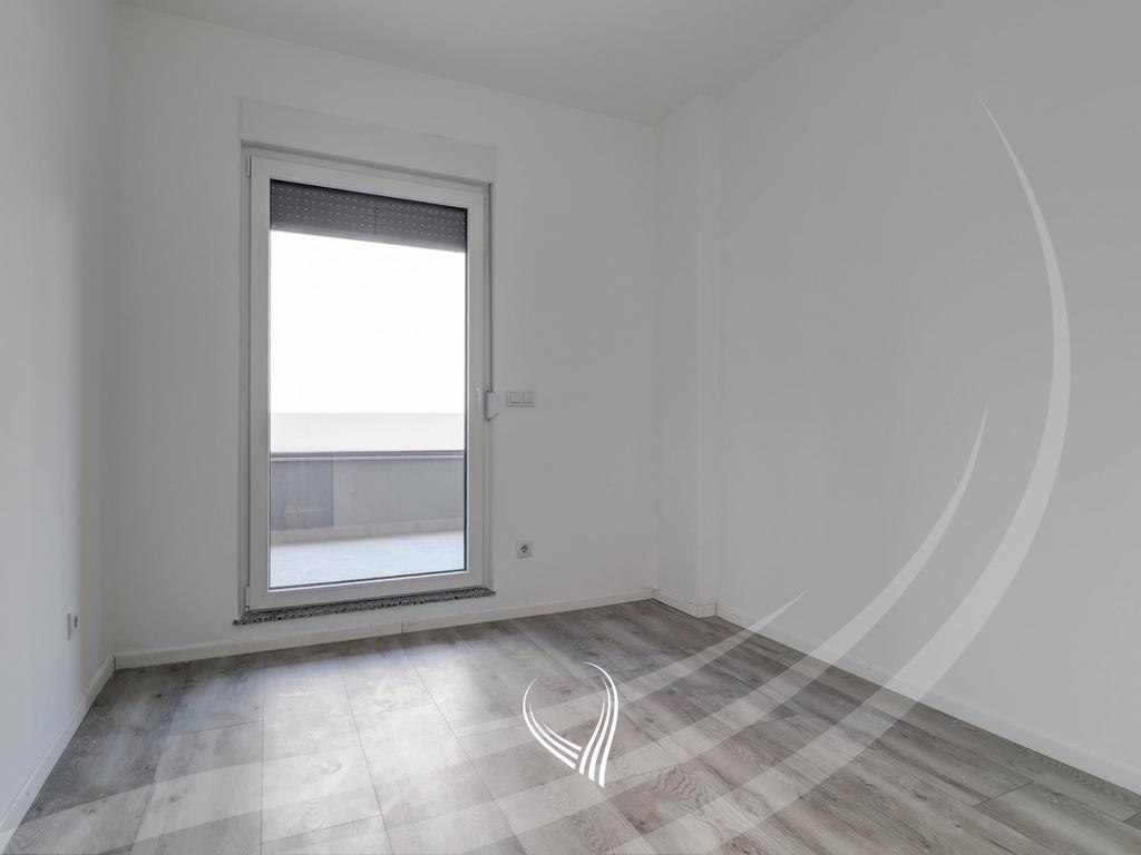 3-bedroom apartment for sale in the Arbëria - Dragodan neighborhood3