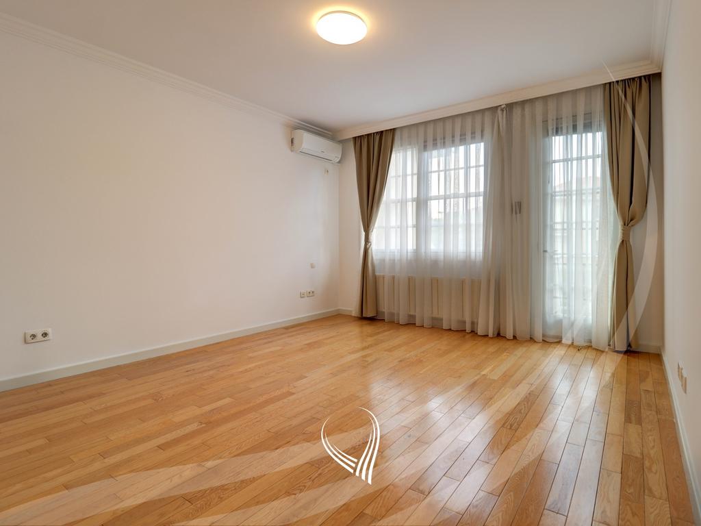 3-bedroom house for rent in International Village7