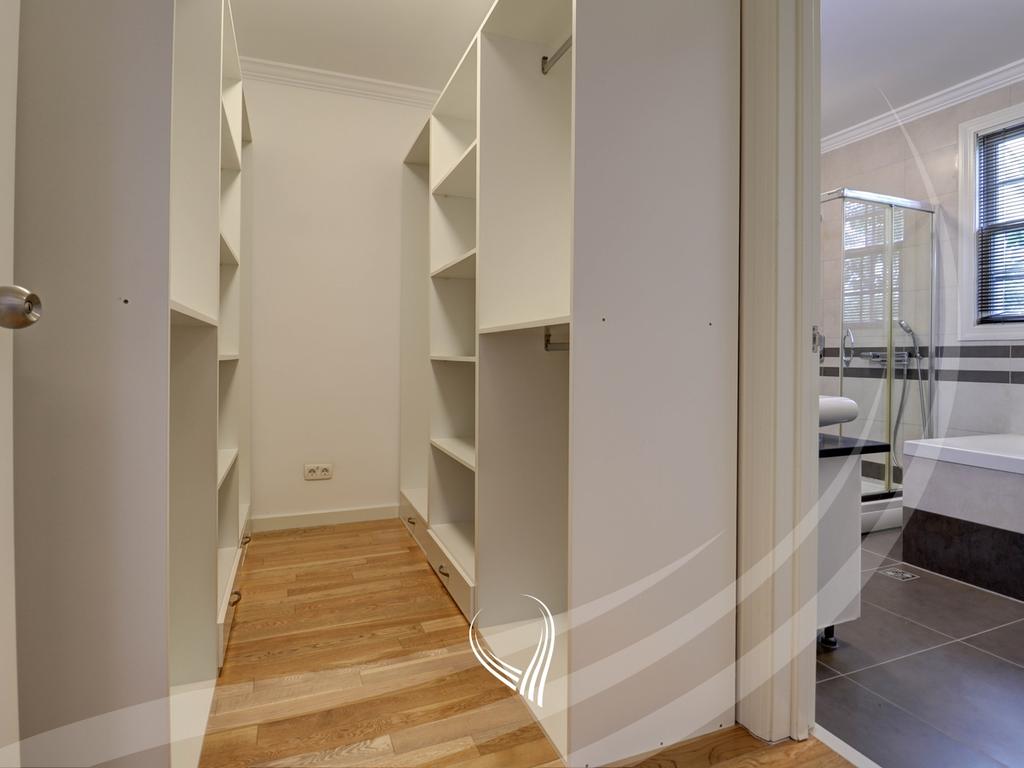 3-bedroom house for rent in International Village10