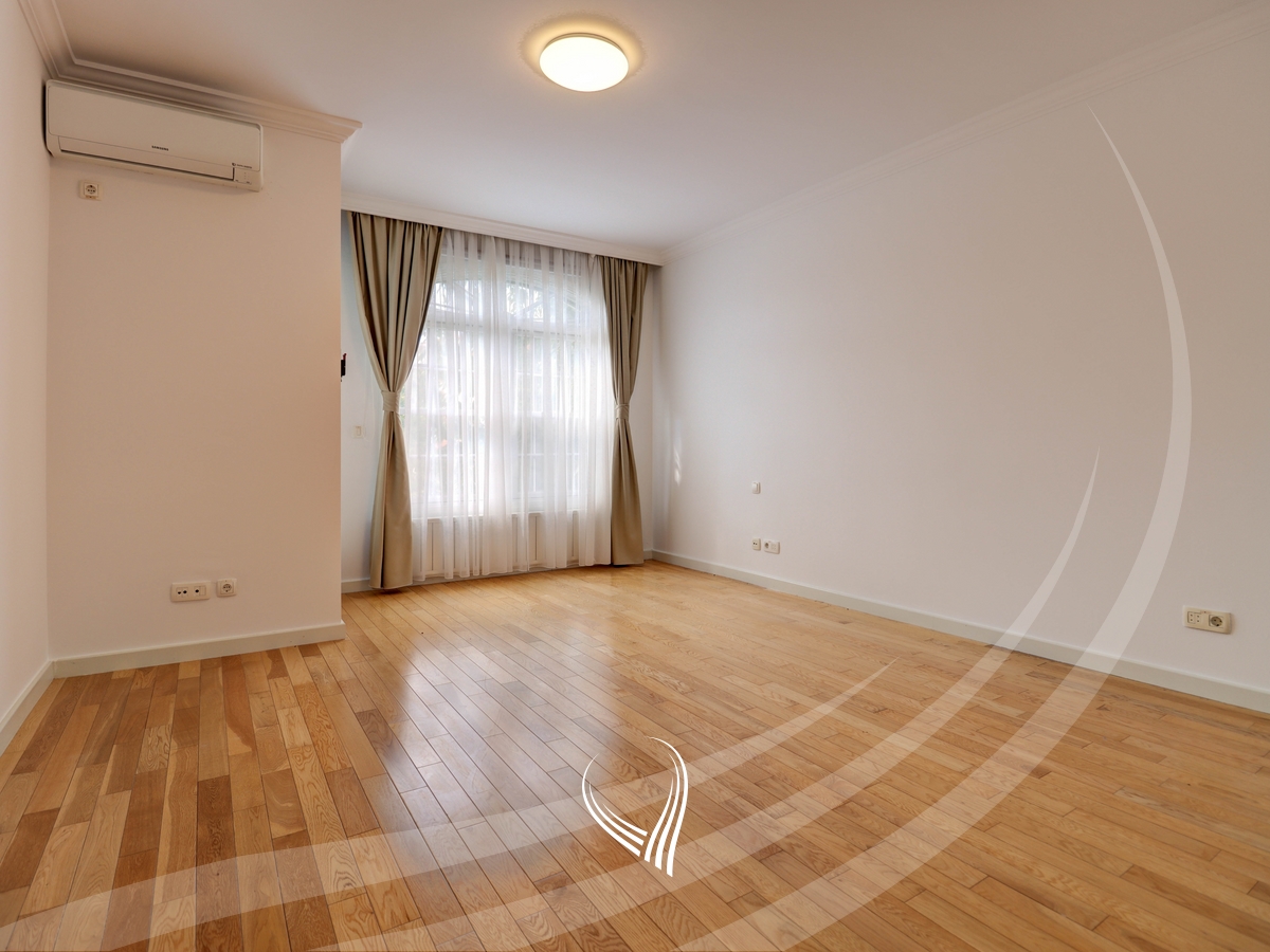3-bedroom house for rent in International Village5