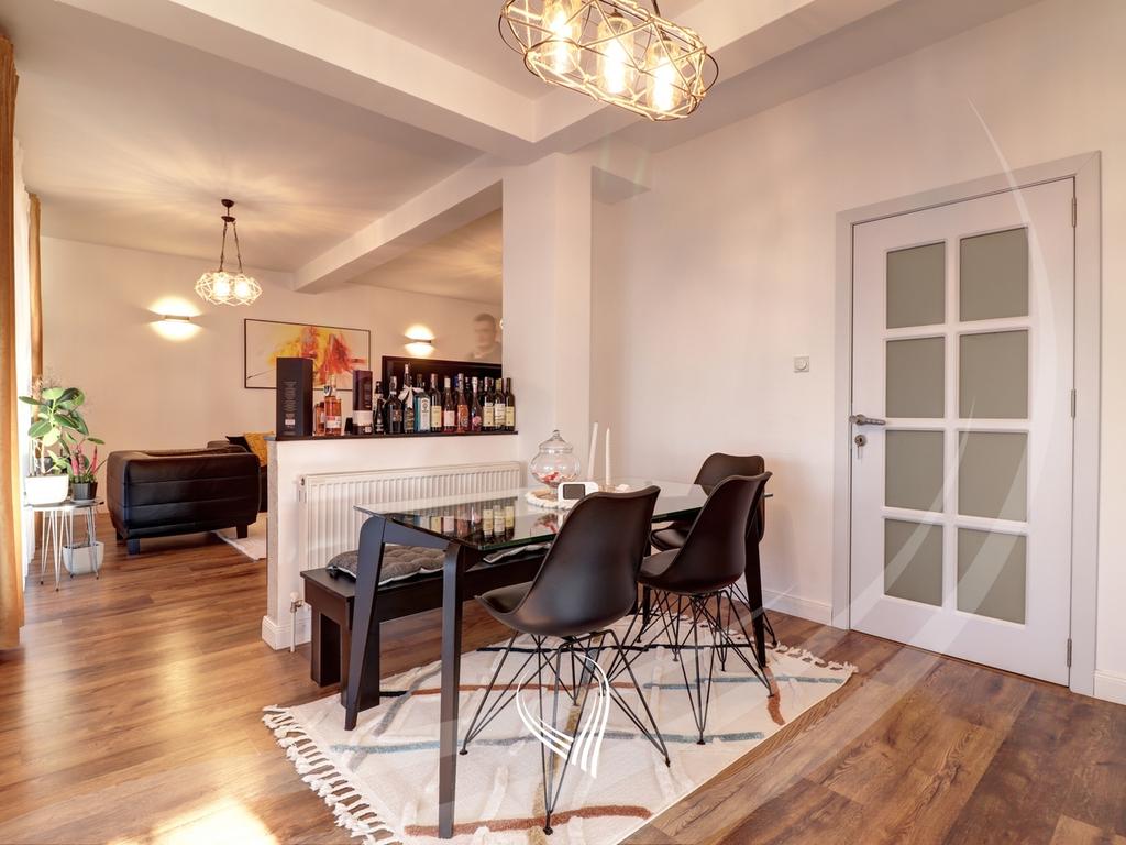Penthouse 155.16m2 me qira në lagjen Aktash5