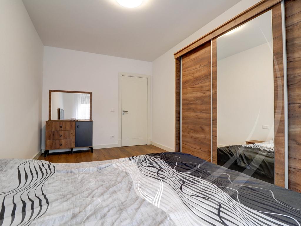 Banesë me 2 dhoma gjumi me qira në lagjen Prishtina e Re – Albanica Residence8