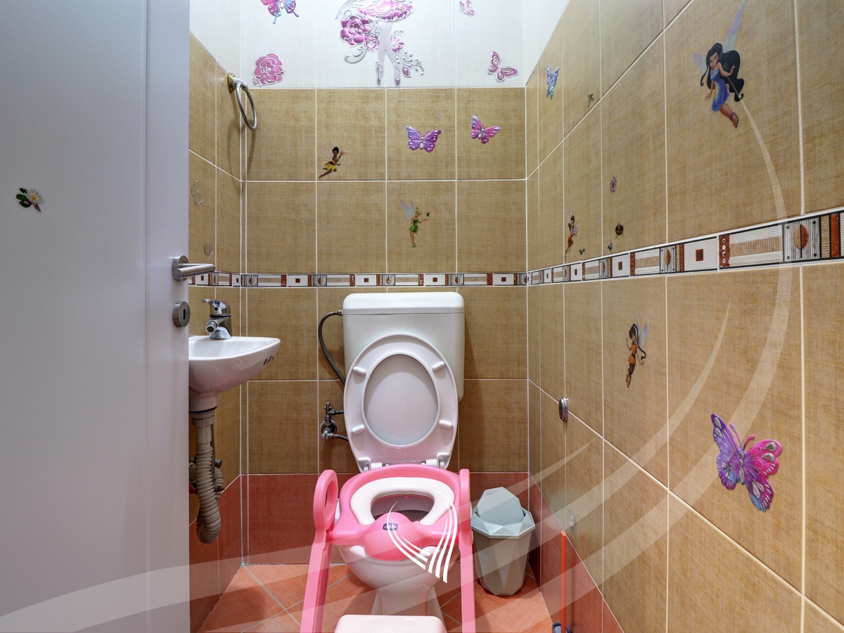 Penthouse 155.16m2 me qira në lagjen Aktash16