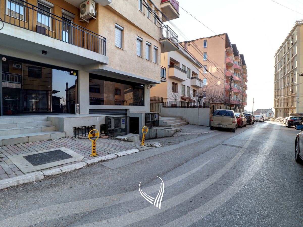 Penthouse 155.16m2 me qira në lagjen Aktash20