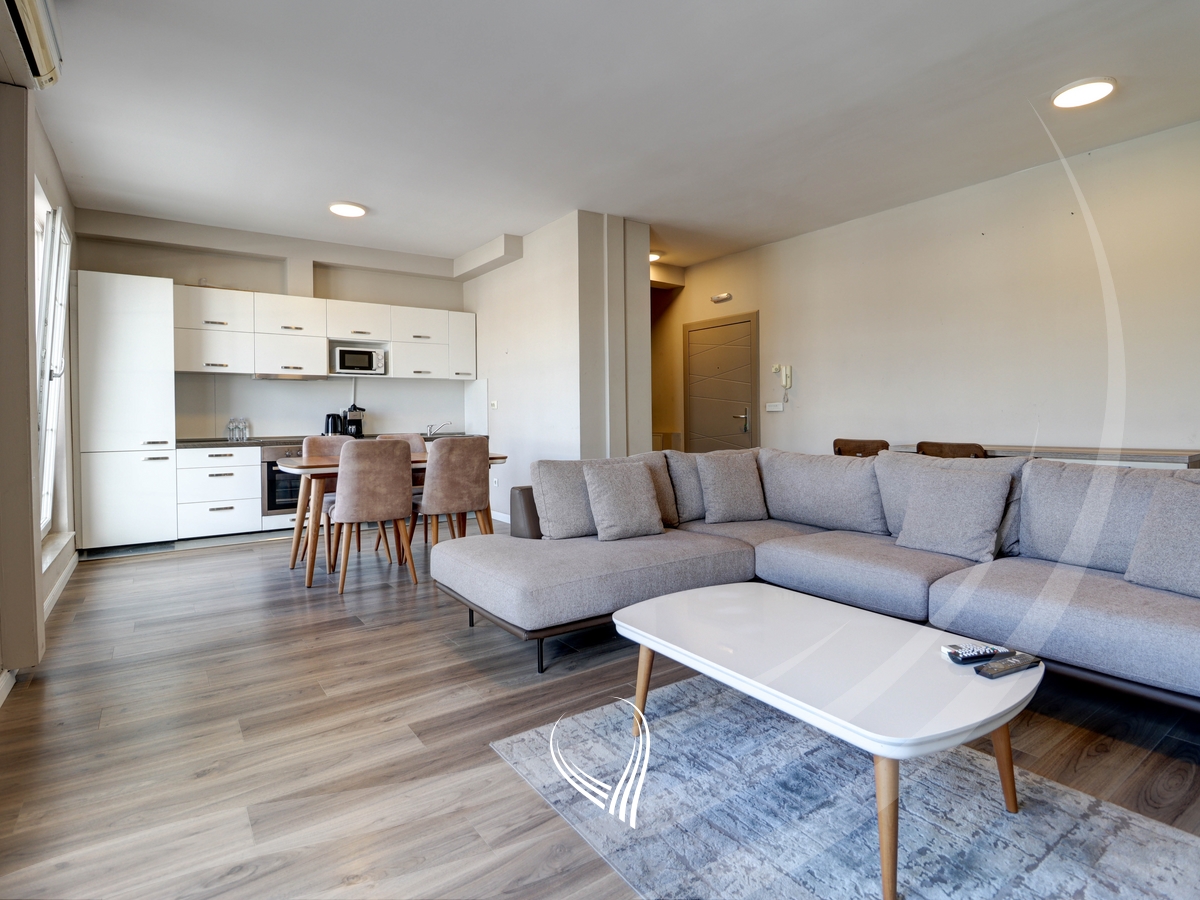 Penthouse with 3 bedrooms for rent in the Qafa neighborhood1