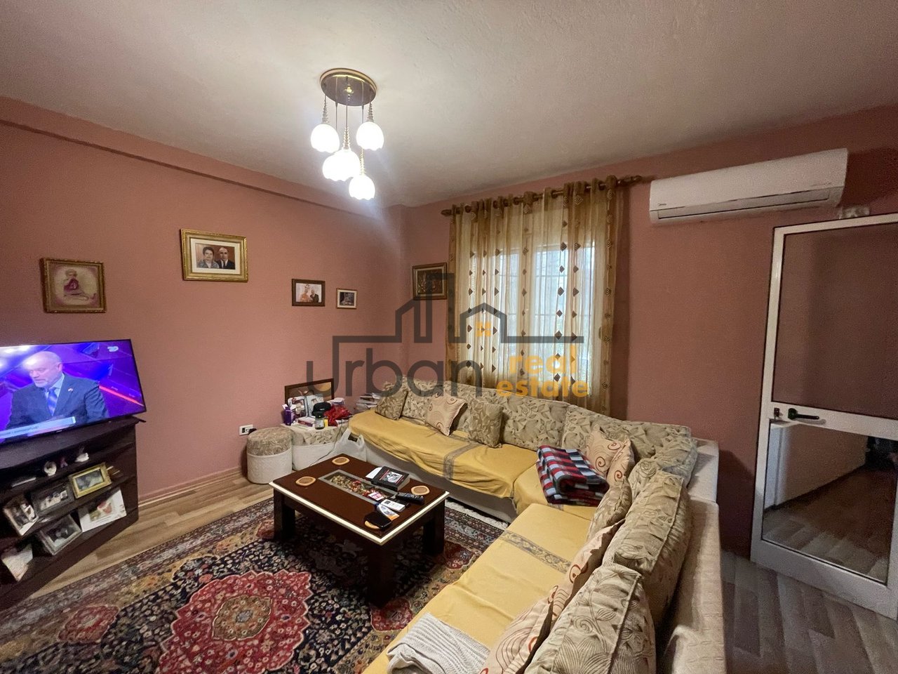 Shitet Ndërtesë 3-katshe në Qendër, Tiranë - 400000€ | 247 m²