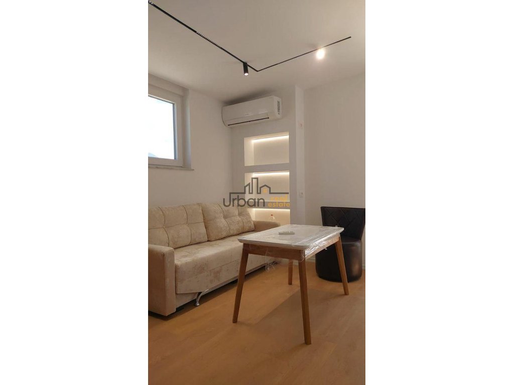 urbanrealestate.al