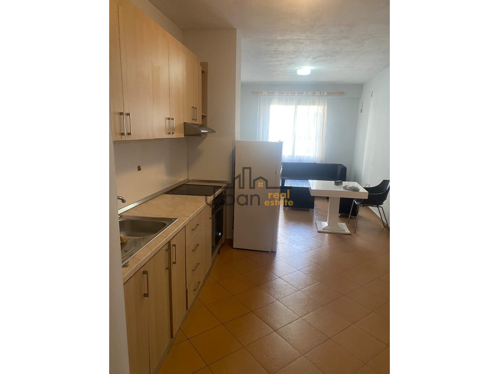 urbanrealestate.al