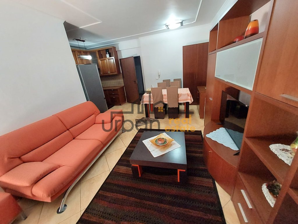 urbanrealestate.al