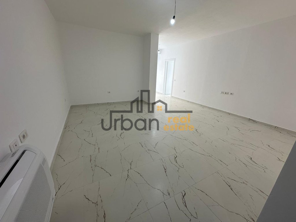 urbanrealestate.al