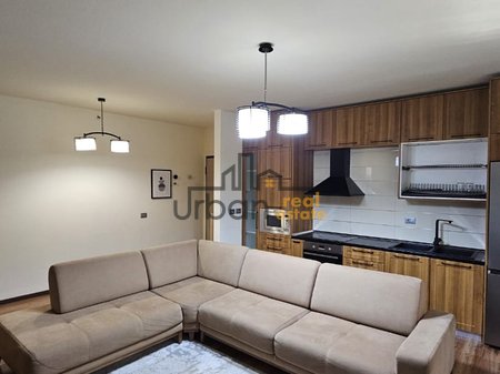 In affitto, Appartamento 1+1, Via Dibrë, Tirana - €600 | 60 m²