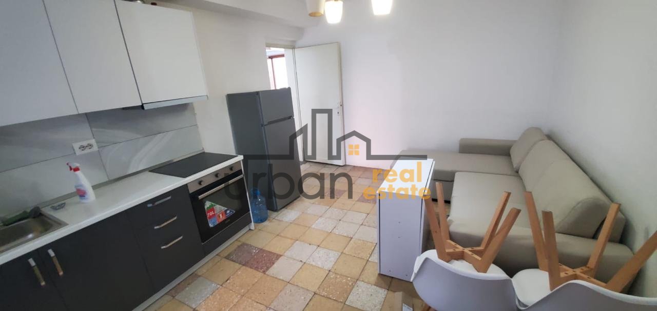 In affitto, appartamento 1+1, Ministero degli Affari Esteri, Tirana - €400 | 60 m²