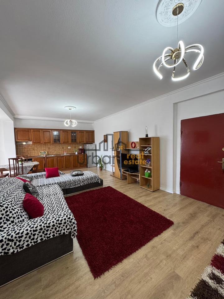 Appartamento 2+1 in vendita in via 5 Maji, Tirana - 135.000€ | 100 m²