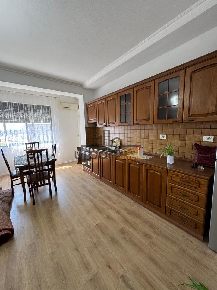 Appartamento 2+1 in vendita in via 5 Maji, Tirana - 135.000€ | 100 m²
