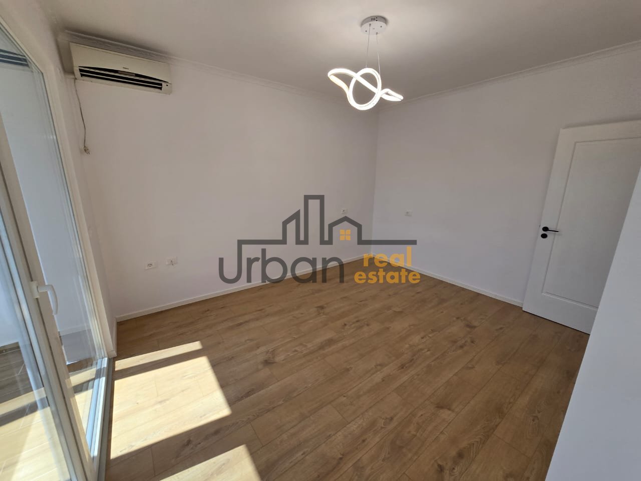 Appartamento 2+1 in vendita in via Bardhyl, Tirana - €145.000 | 77 m²