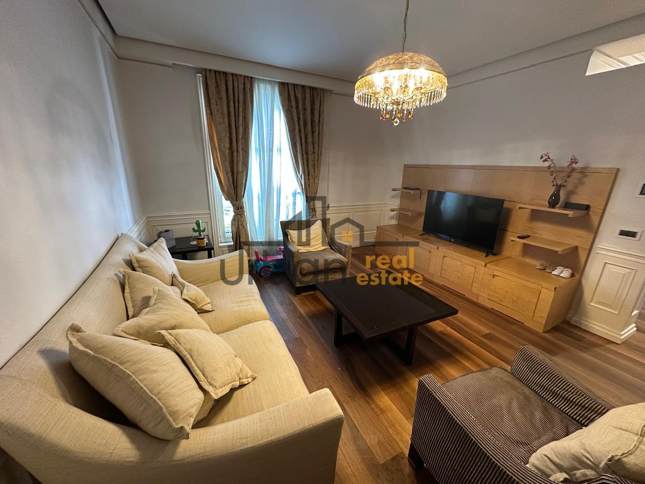 Qera, Apartament 1+1+ Ambient gatimi, Pazari i Ri, Tiranë - 700€ | 75 m²