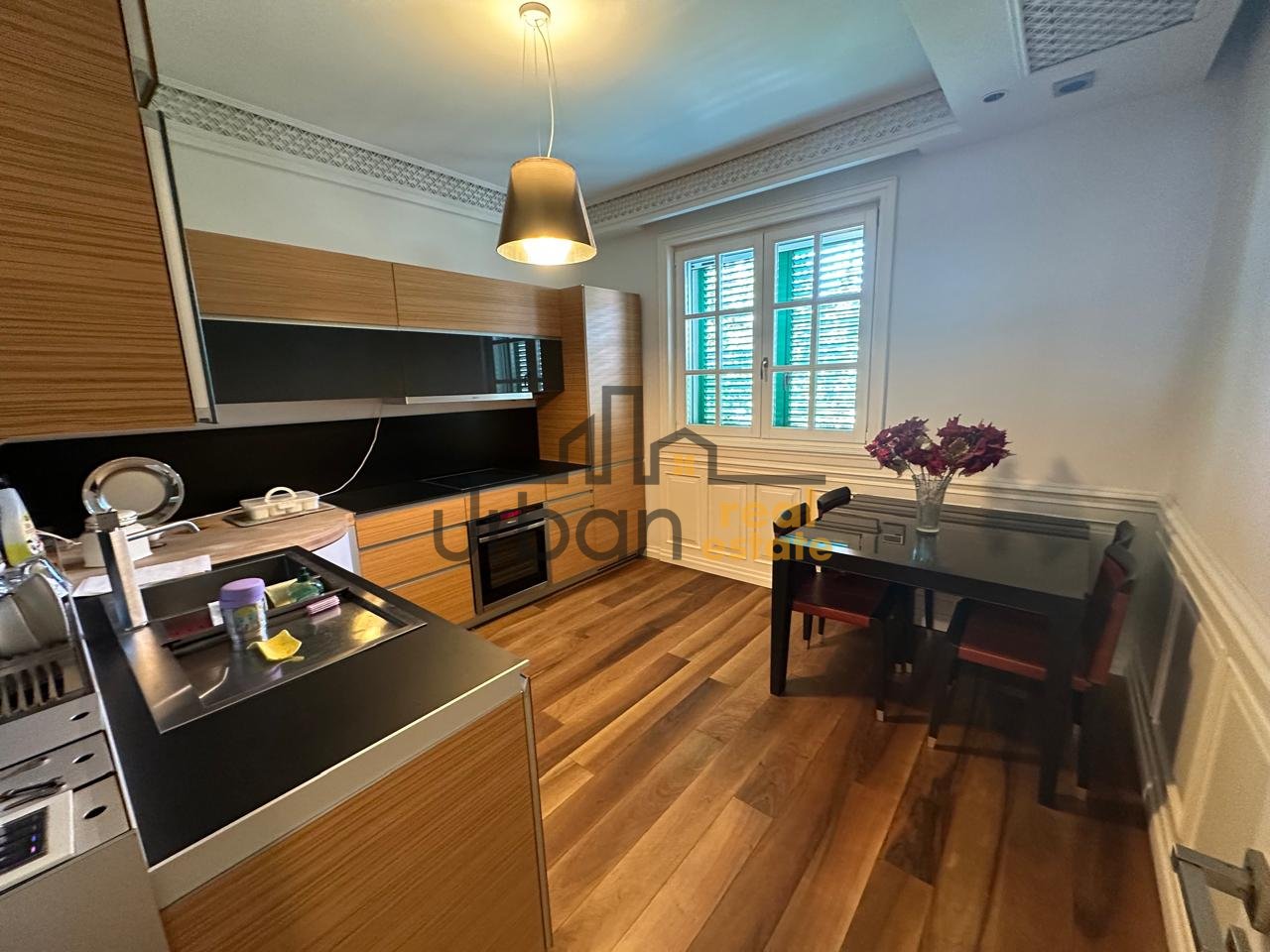 Qera, Apartament 1+1+ Ambient gatimi, Pazari i Ri, Tiranë - 700€ | 75 m²