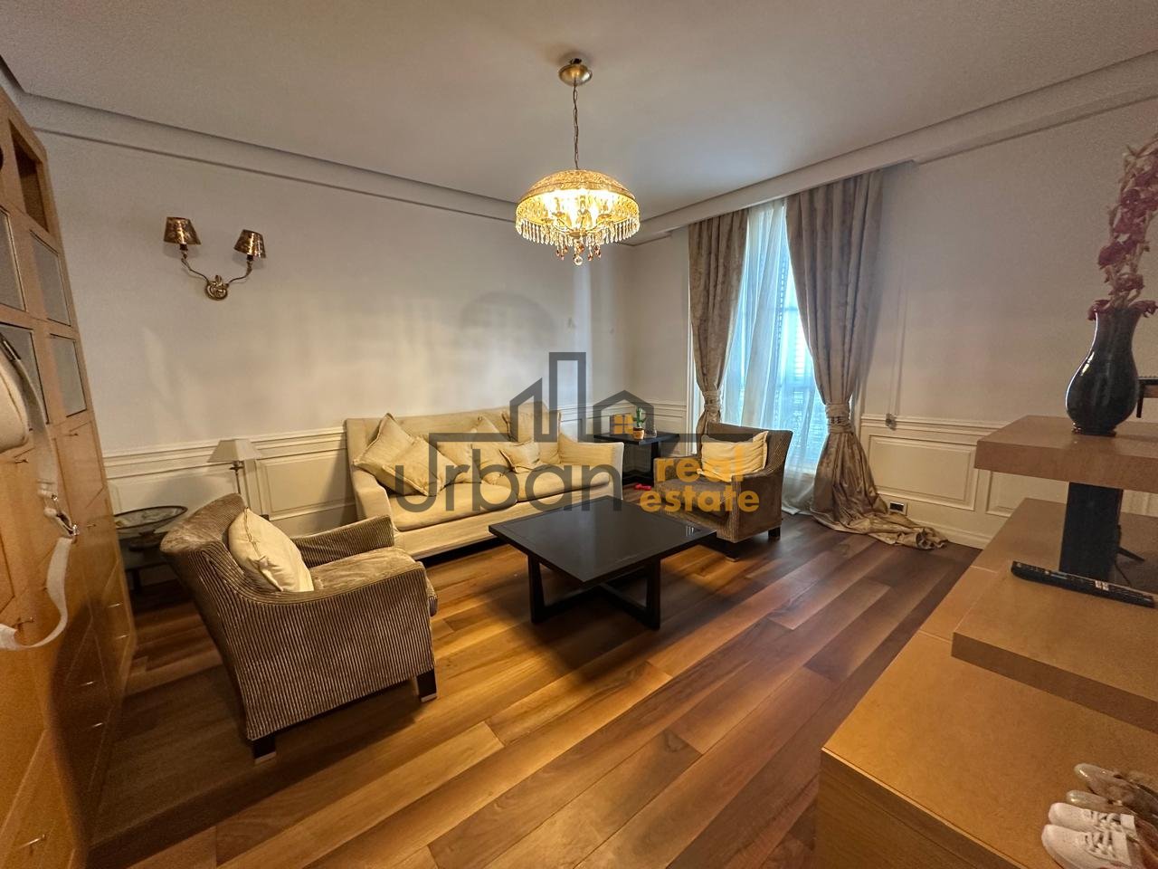 Qera, Apartament 1+1+ Ambient gatimi, Pazari i Ri, Tiranë - 700€ | 75 m²