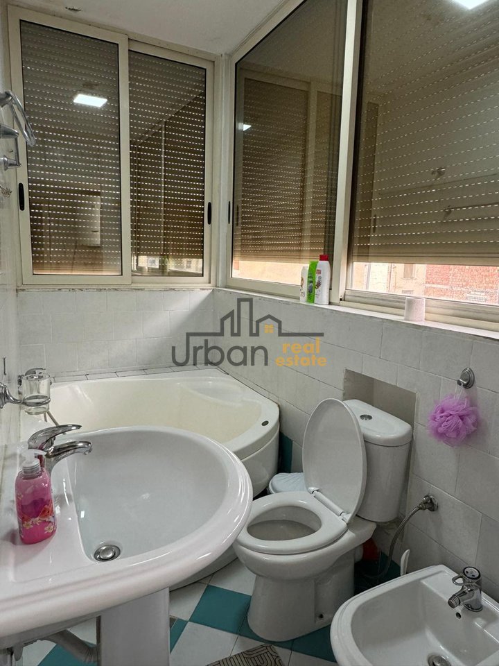 In affitto, Appartamento 1+1, Via Durrës, Tirana - 550€ | 45 m²