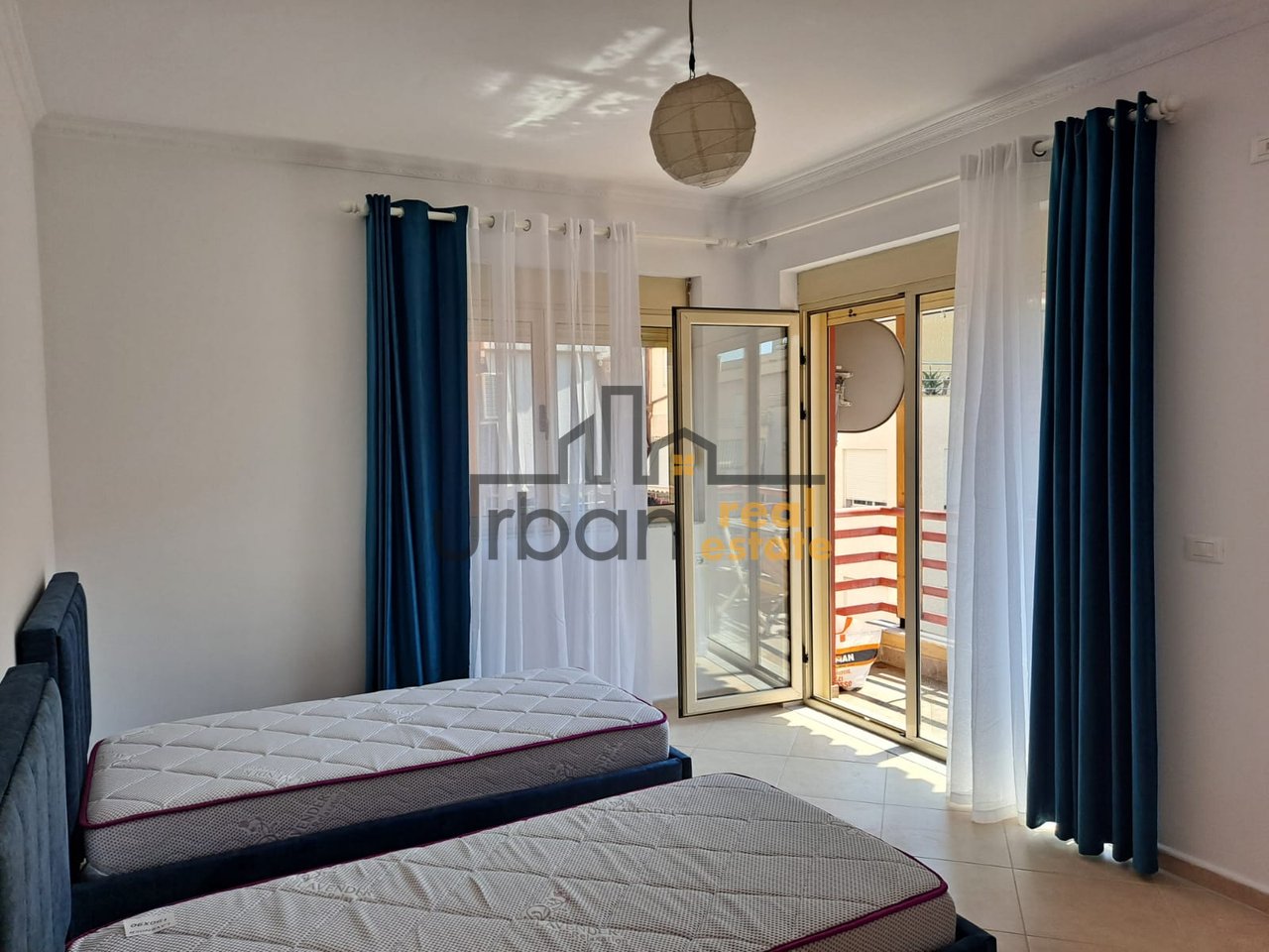 Qera, Apartament 2+1+ Garazh, Liqeni i Thatë, Tiranë - 1000€ | 110 m²