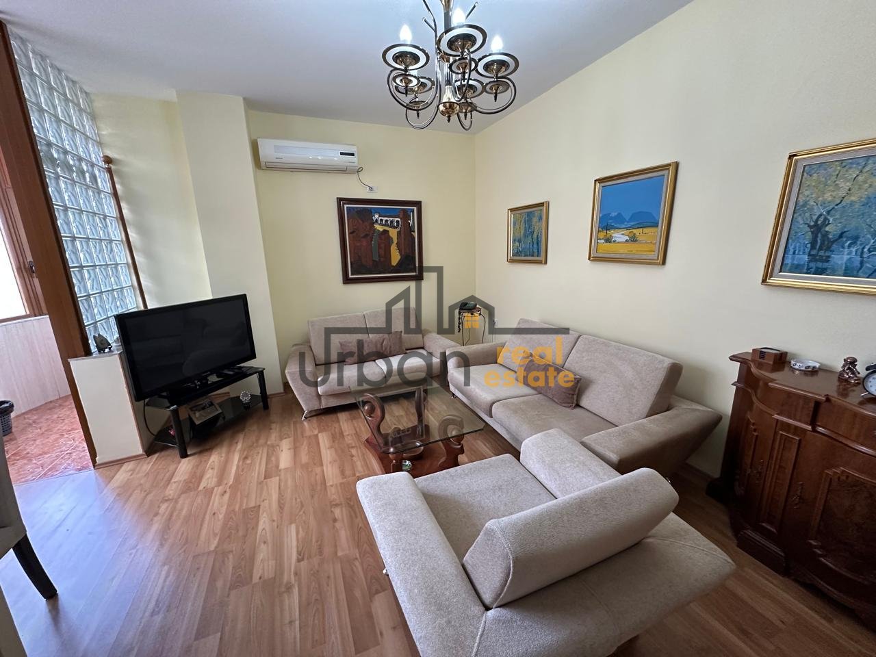 For Rent, 1+1 Apartment, Piazza, Tirana – €650 | 80 m²