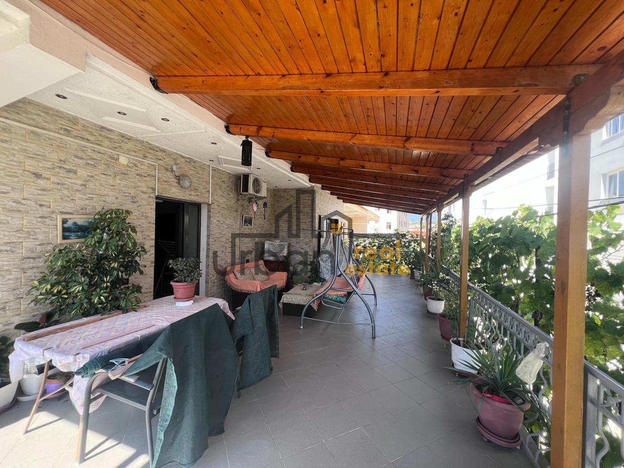 In Affitto, Casa Privata, Old Sauk, Tirana - 450€ | 110 m²
