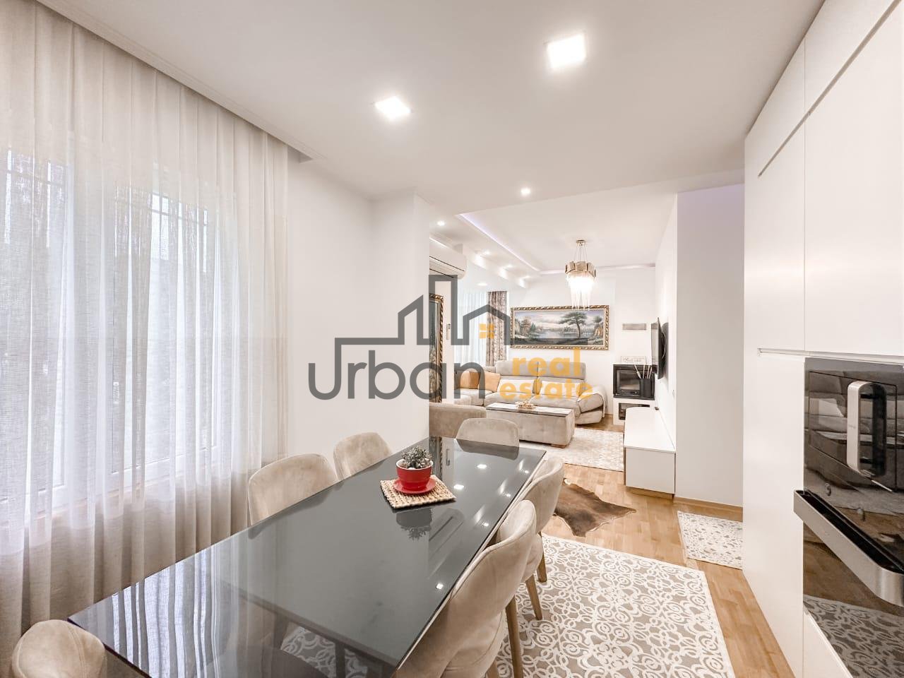 In vendita, Appartamento 3+1+2, Giardino Botanico, Tirana - 250000€ | 123 m²