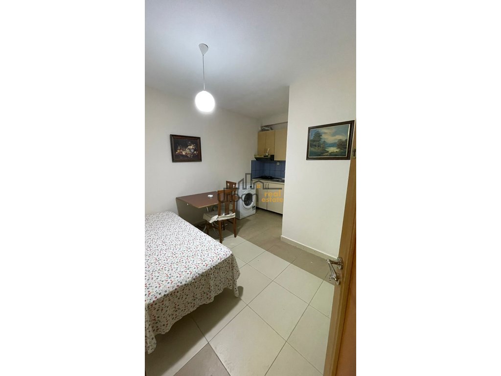 urbanrealestate.al