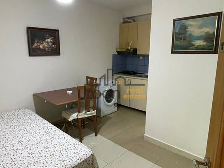 Qera Garsoniere te Tregu Elektrik, Tiranë - 260€ | 40 m²