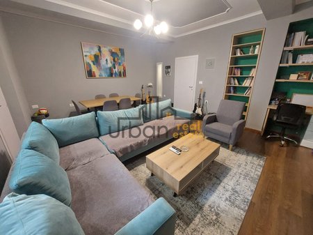 For rent, 3-story villa near the Ballet School, Tirana, residential and business space - 1200€ | 160m2