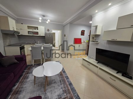 Affitto, Appartamento 2+1, Yzberish, Tirana - 550€ | 100 m²