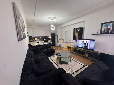 Shitet , Apartament 2+1+1, Porcelan, Tiranë - 155000€ | 90 m²
