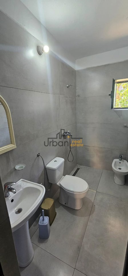Qera Pjese Vile 1+1 te Ish Parku i Autobuseve, Tiranë - 550€ | 60 m²