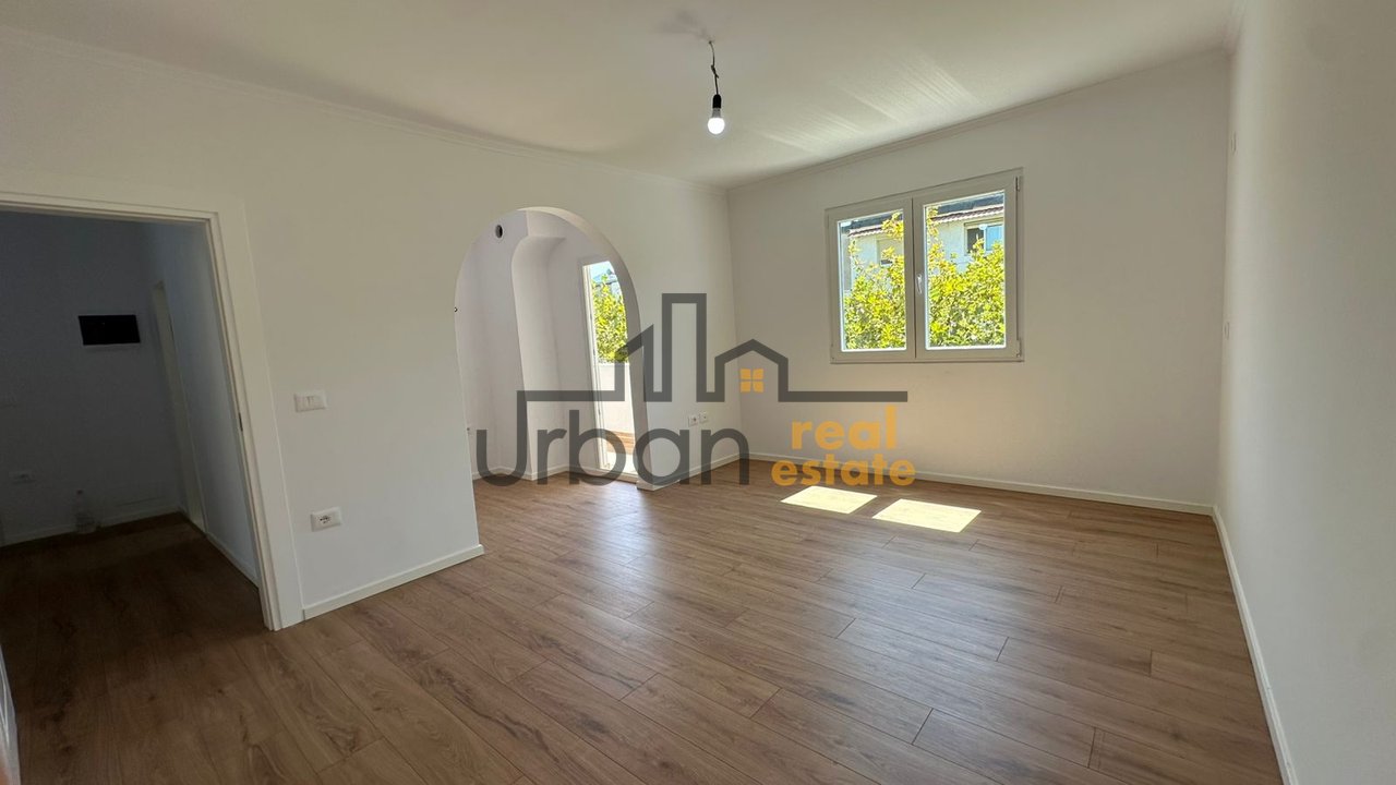 Shitet Apartament 2+1 te Pediatria, Tiranë - 129,000€ | 73 m²