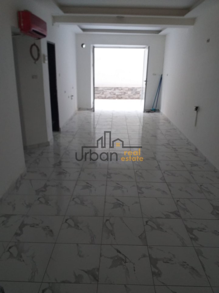 Business Premises for Rent on Rruga e Dibrës, Tirana - 400€ | 45 m²