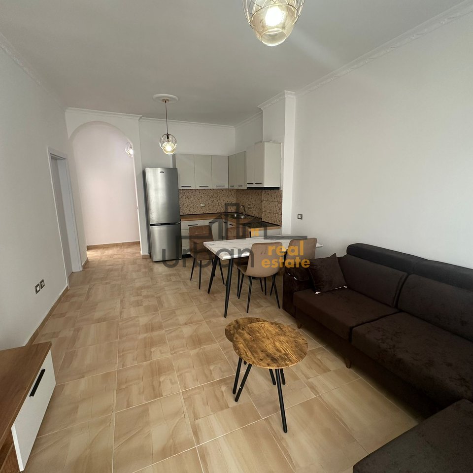 For Rent Apartment 3+1+2+Parking Space at New Maternity, Tirana - 750€ | 95 m²