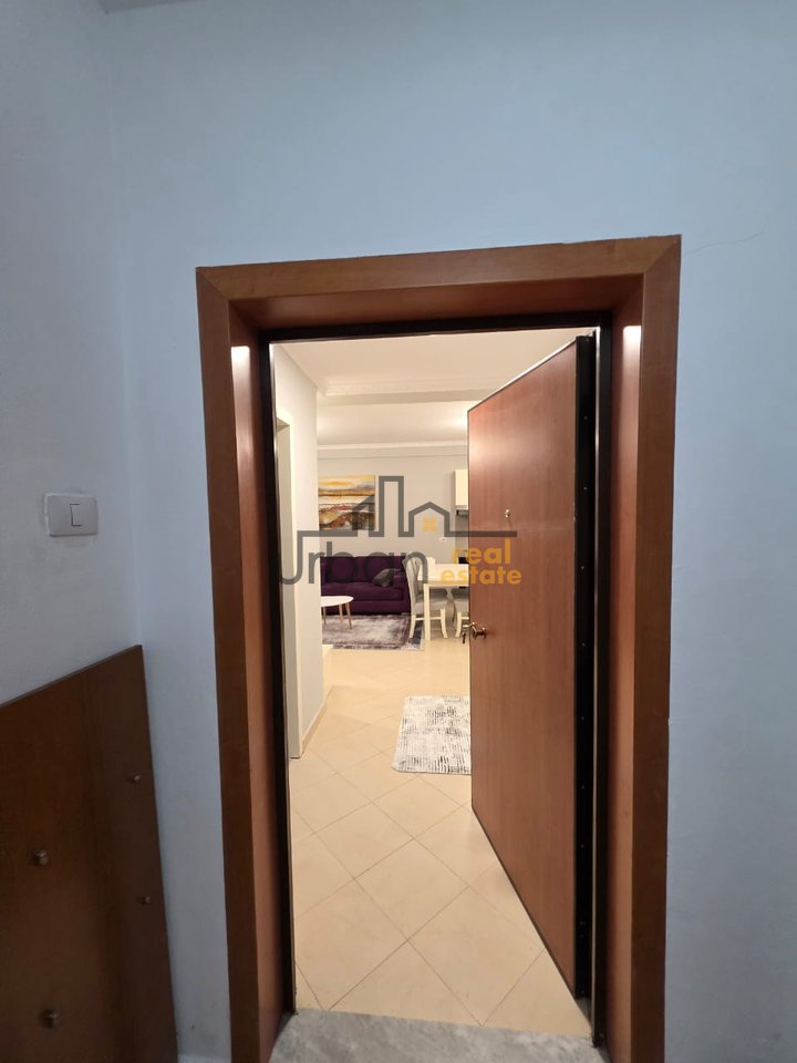 Affitto, Appartamento 2+1, Yzberish, Tirana - 550€ | 100 m²