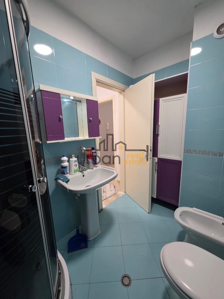 Affitto, Appartamento 2+1, Yzberish, Tirana - 550€ | 100 m²