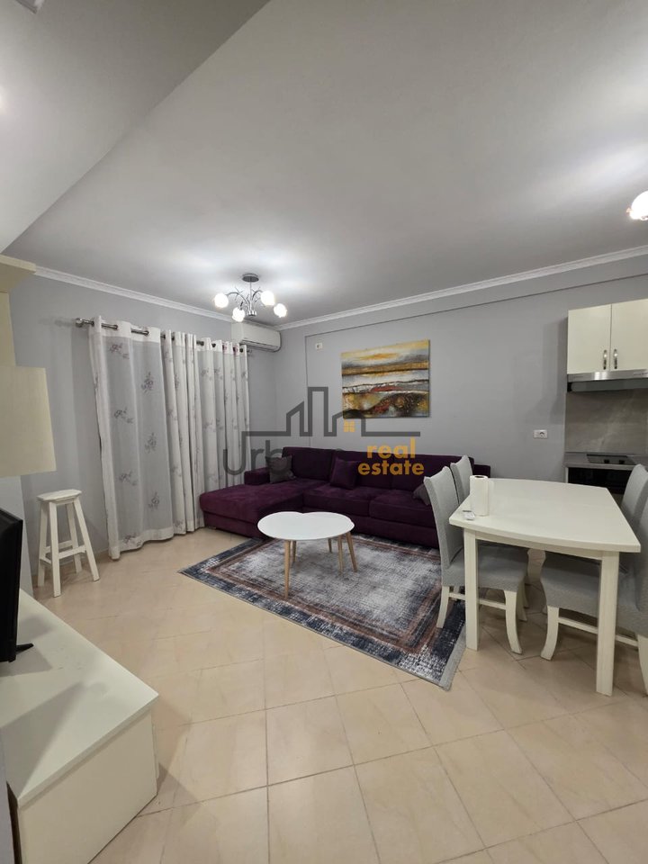 Affitto, Appartamento 2+1, Yzberish, Tirana - 550€ | 100 m²
