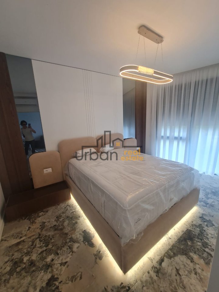 Qera Apartament 1+1+ Post parkim te Liqeni i Thatë, Tiranë - 1200€ | 80 m²