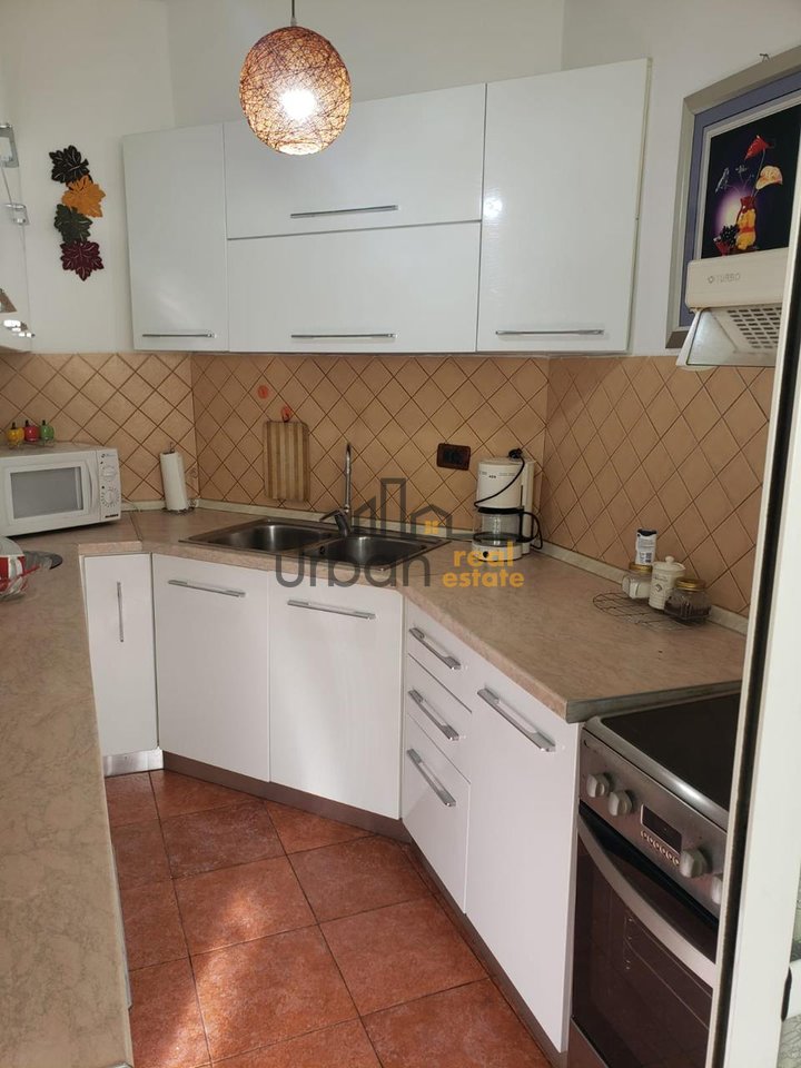Affitto Appartamento 2+1 a Komuna e Parisit, Tirana - 650€ | 105 m²