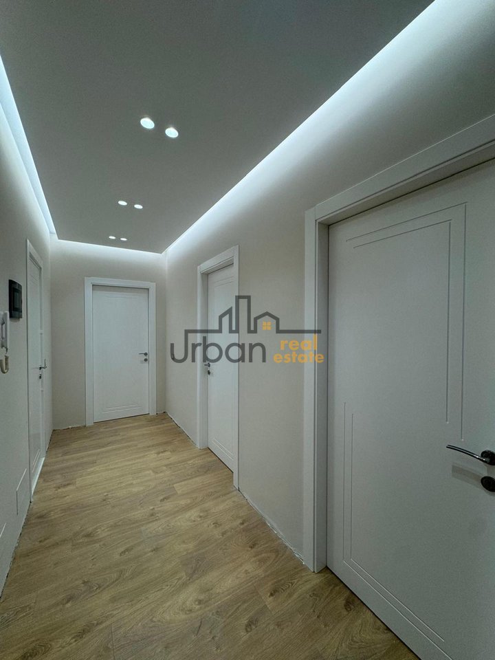 For Rent Apartment 2+1+2 + Parking Space at Komuna e Parisit, Tirana - 1200€ | 110 m²