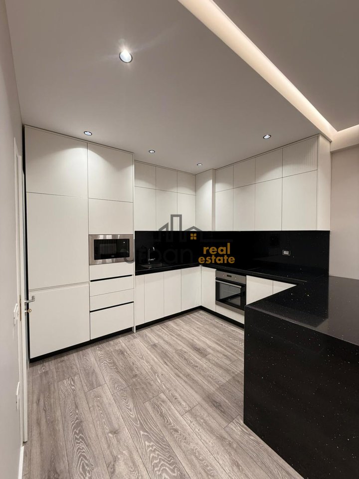 Affitto Appartamento 1+1 ad Astir, Tirana - 600€ | 70 m²