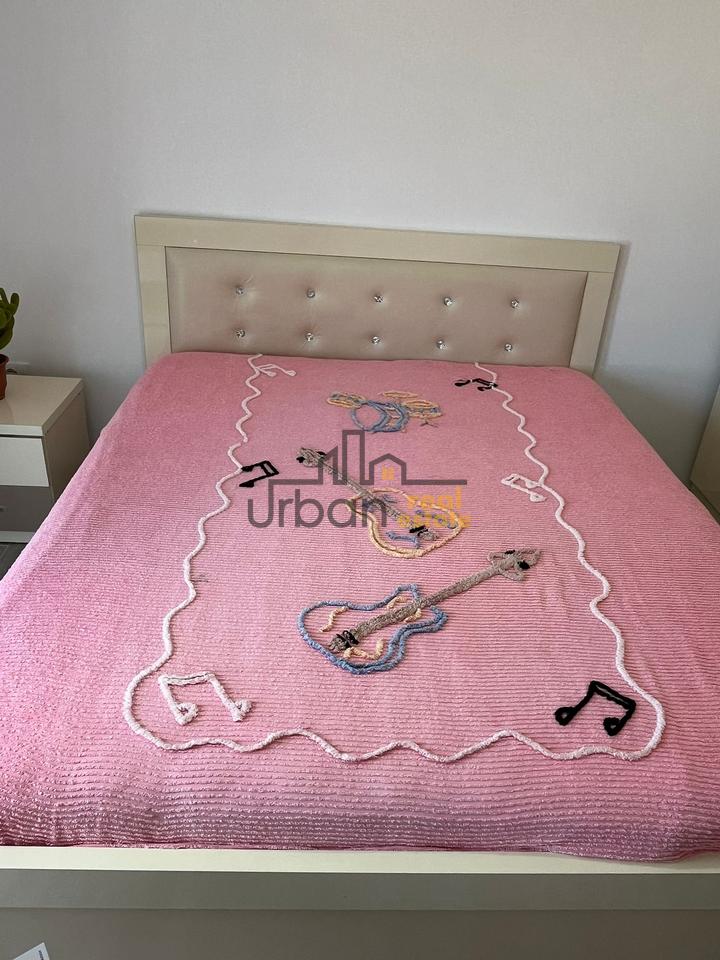 Qera  Apartament 3+2+2 te  Rruga 5 Maji, Tiranë - 750€ | 122 m²