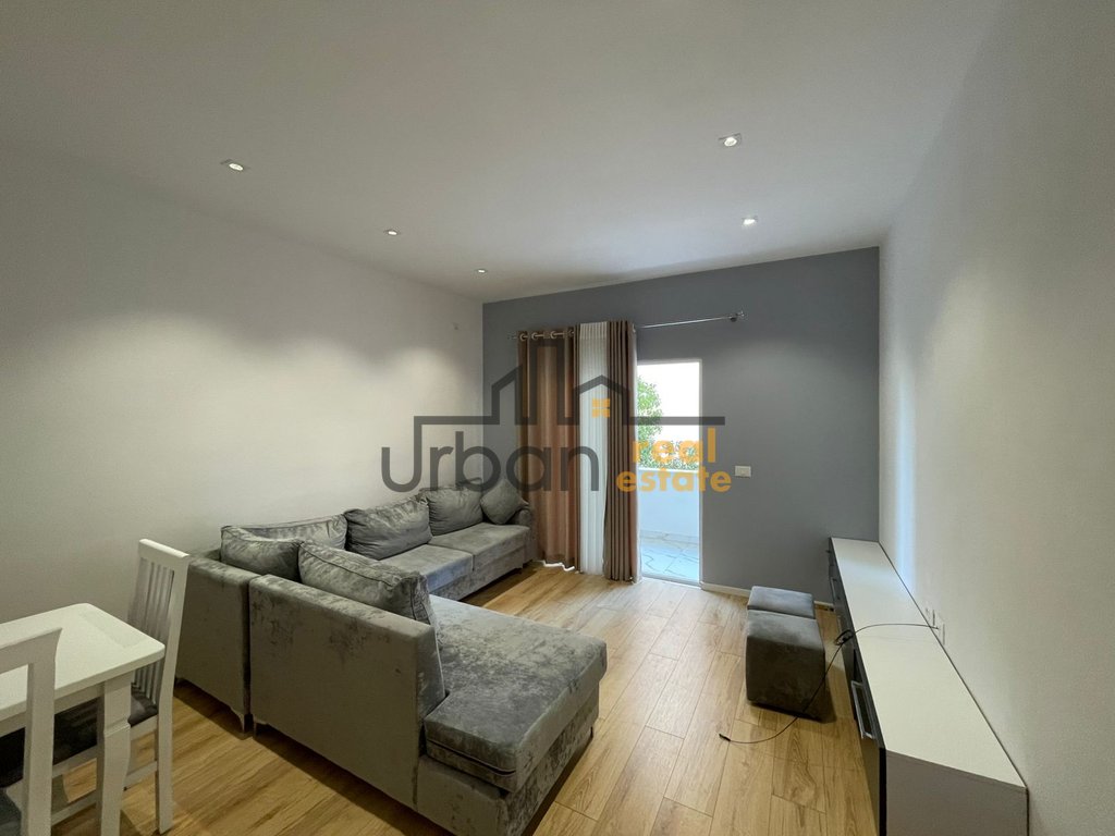 urbanrealestate.al