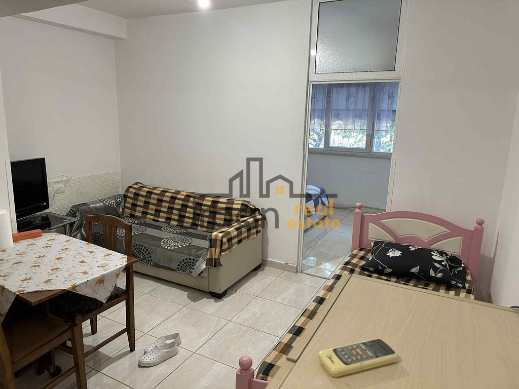 urbanrealestate.al