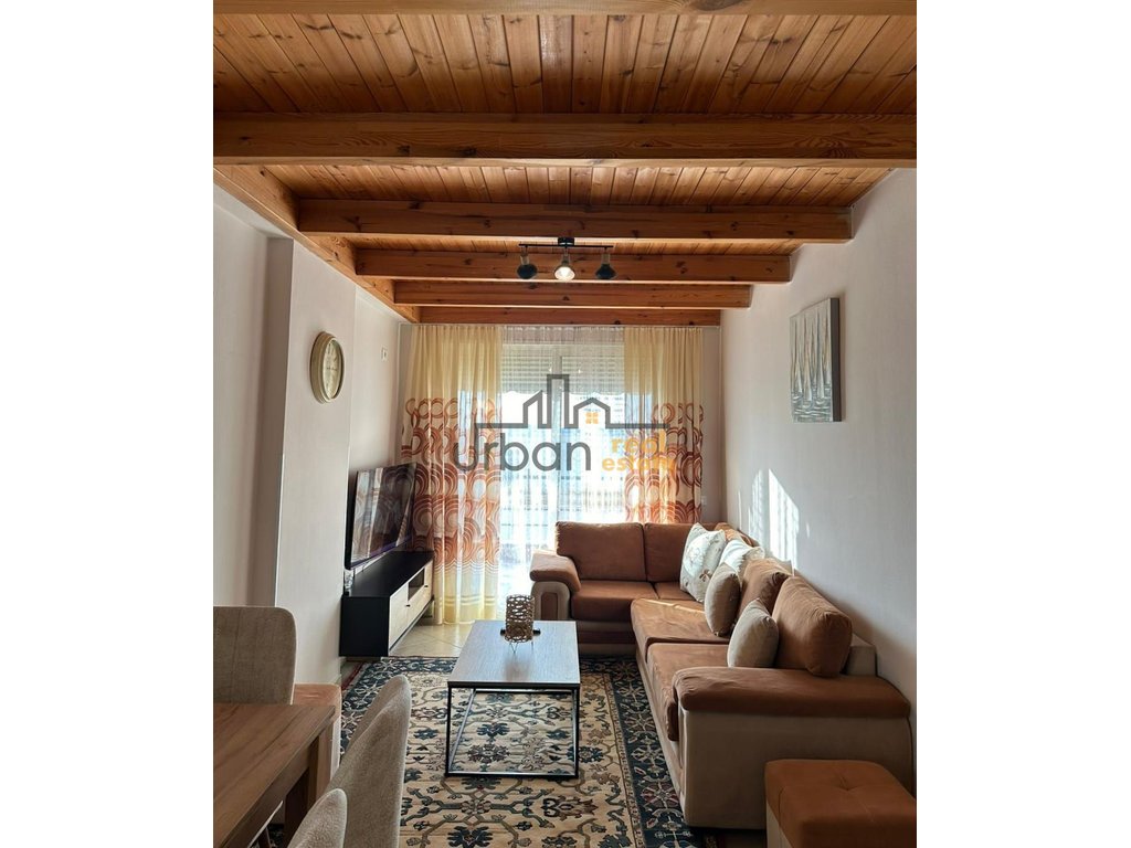 urbanrealestate.al