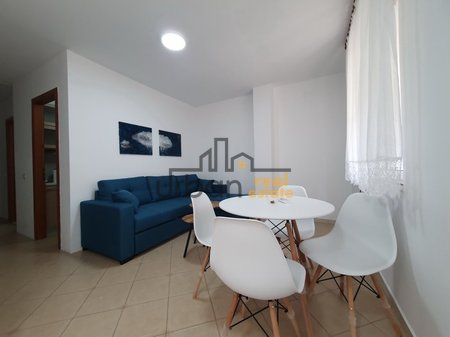 Qera, Apartament 1+1, Shkolla e Kuqe, Tiranë - 400€ | 40 m²