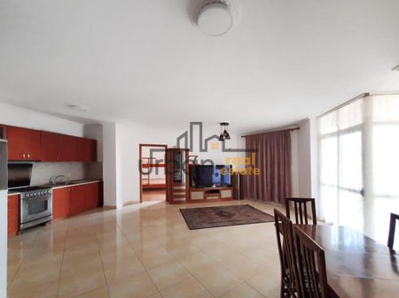 For rent, 2+1+2 Apartment, Barrikadave Street, Tirana - 700€ | 115 m²