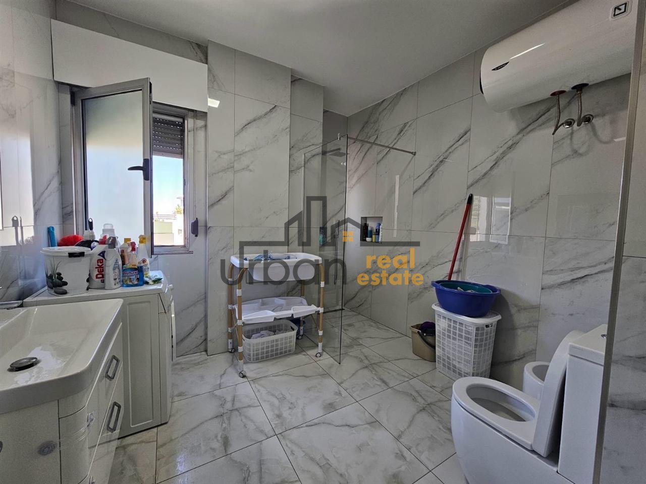 Shitet Apartament 2+1 te  Liqeni i Thatë, Tiranë - 265,000€ | 115 m²